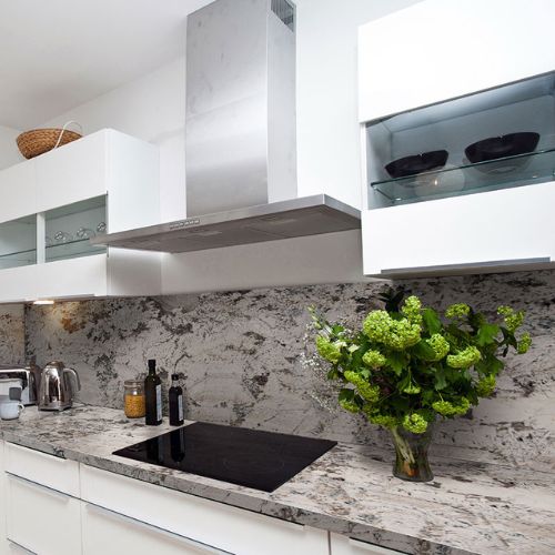 Gray Nuevo Granite scene 1