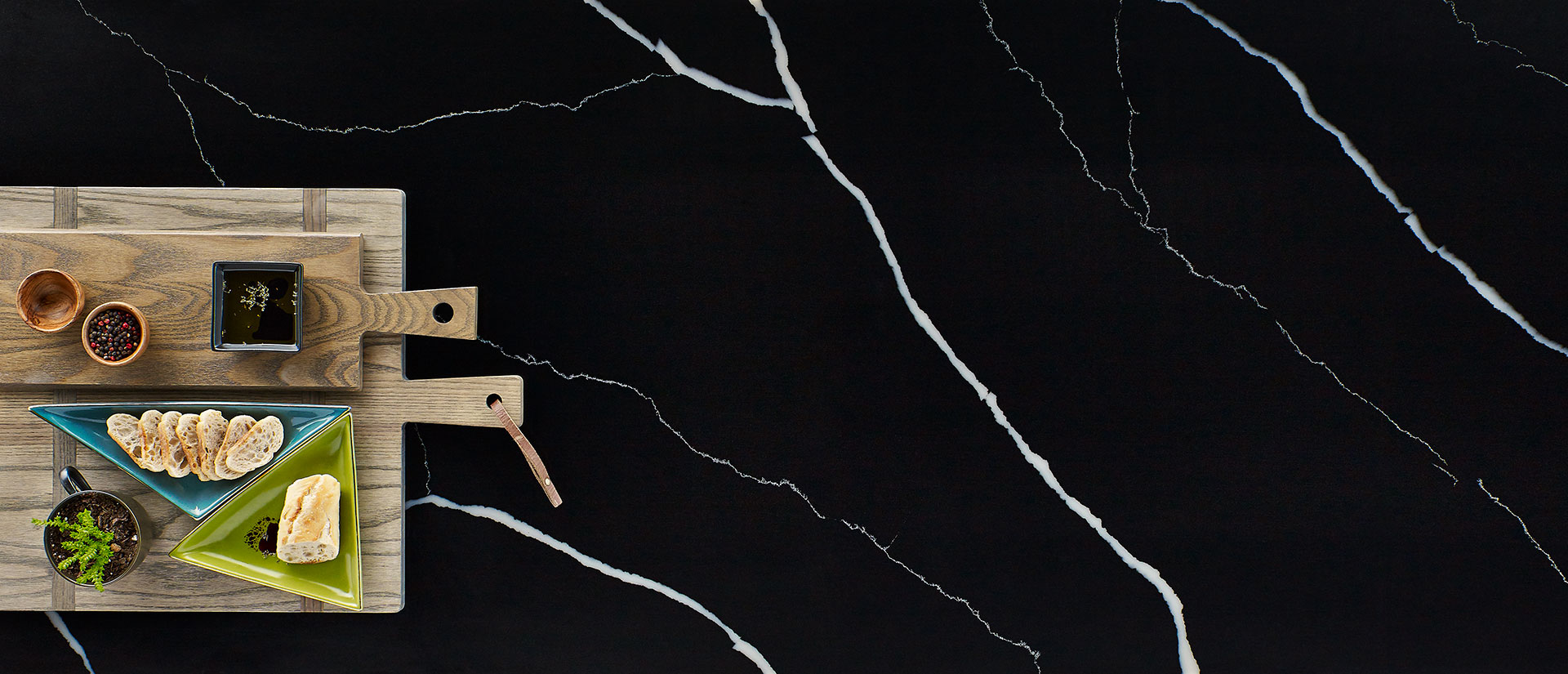 Marquina Midnight Quartz scene 4