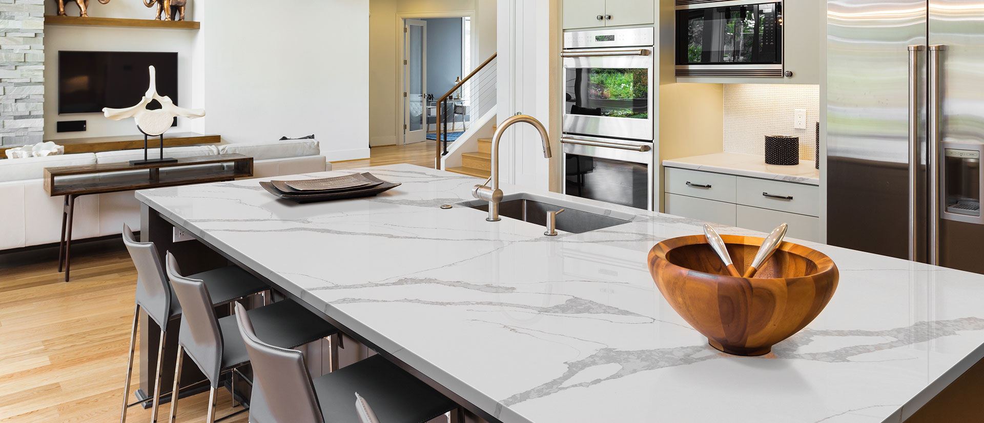 Calacatta Leon Quartz scene 4