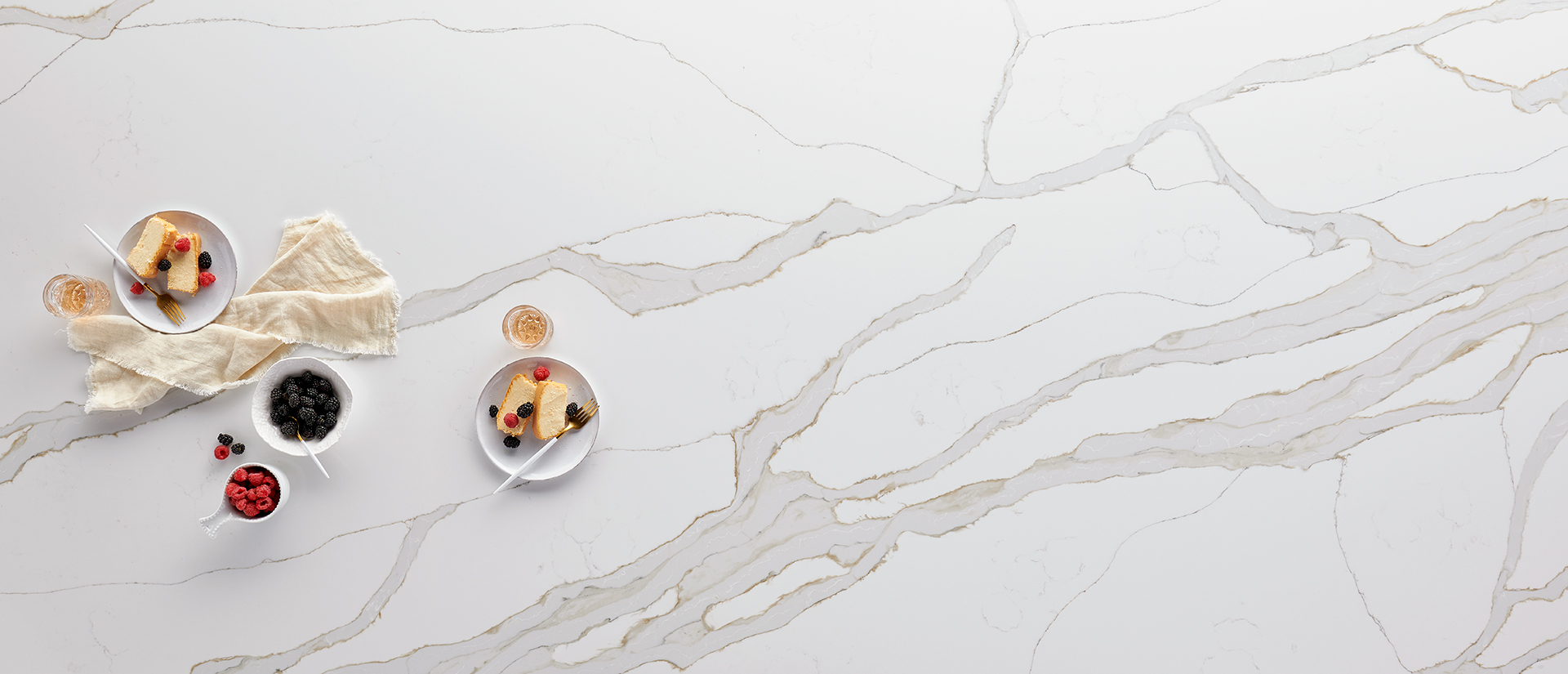 Calacatta Solessio Quartz scene 4