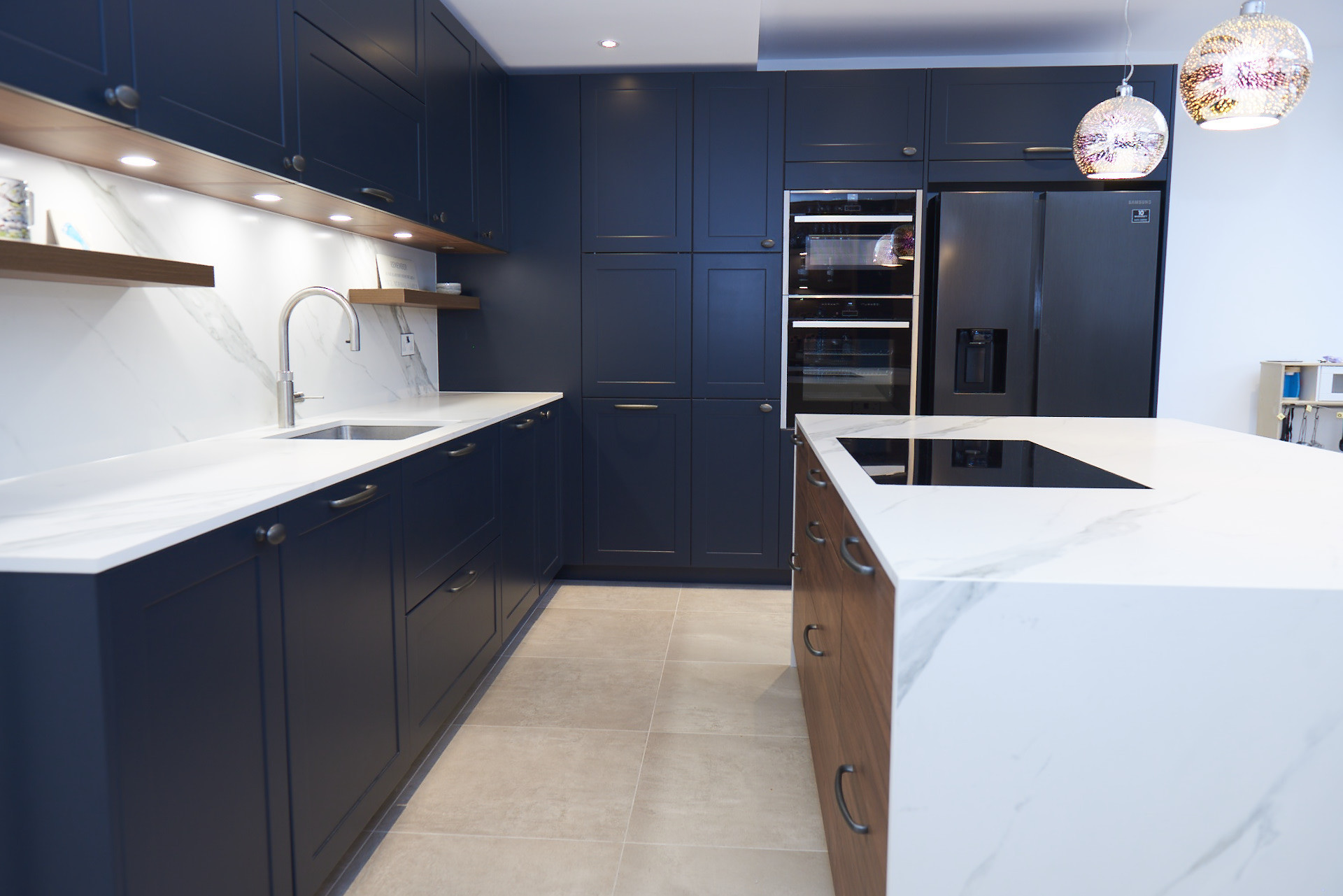 Opera Dekton scene 4