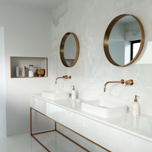 Helena Dekton scene 1