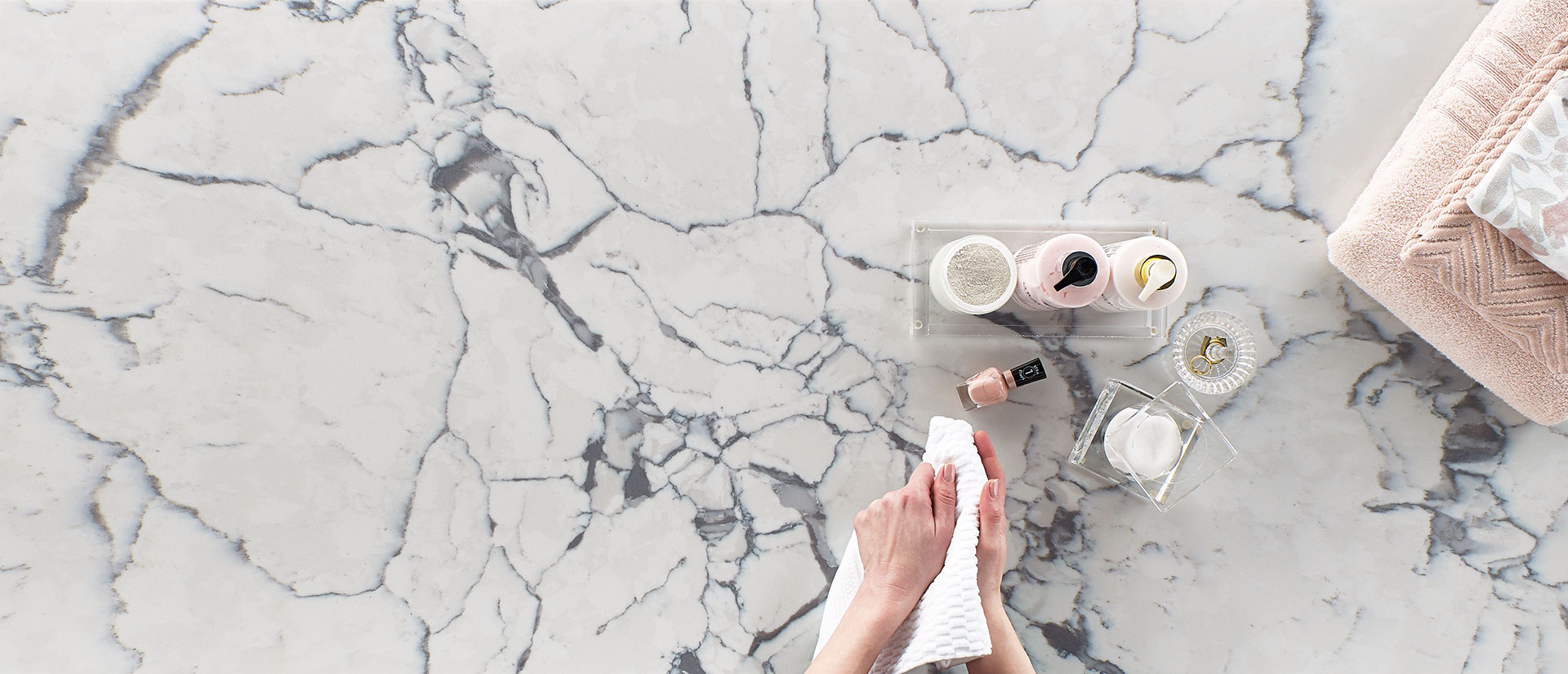 Calacatta Lago Quartz scene 3