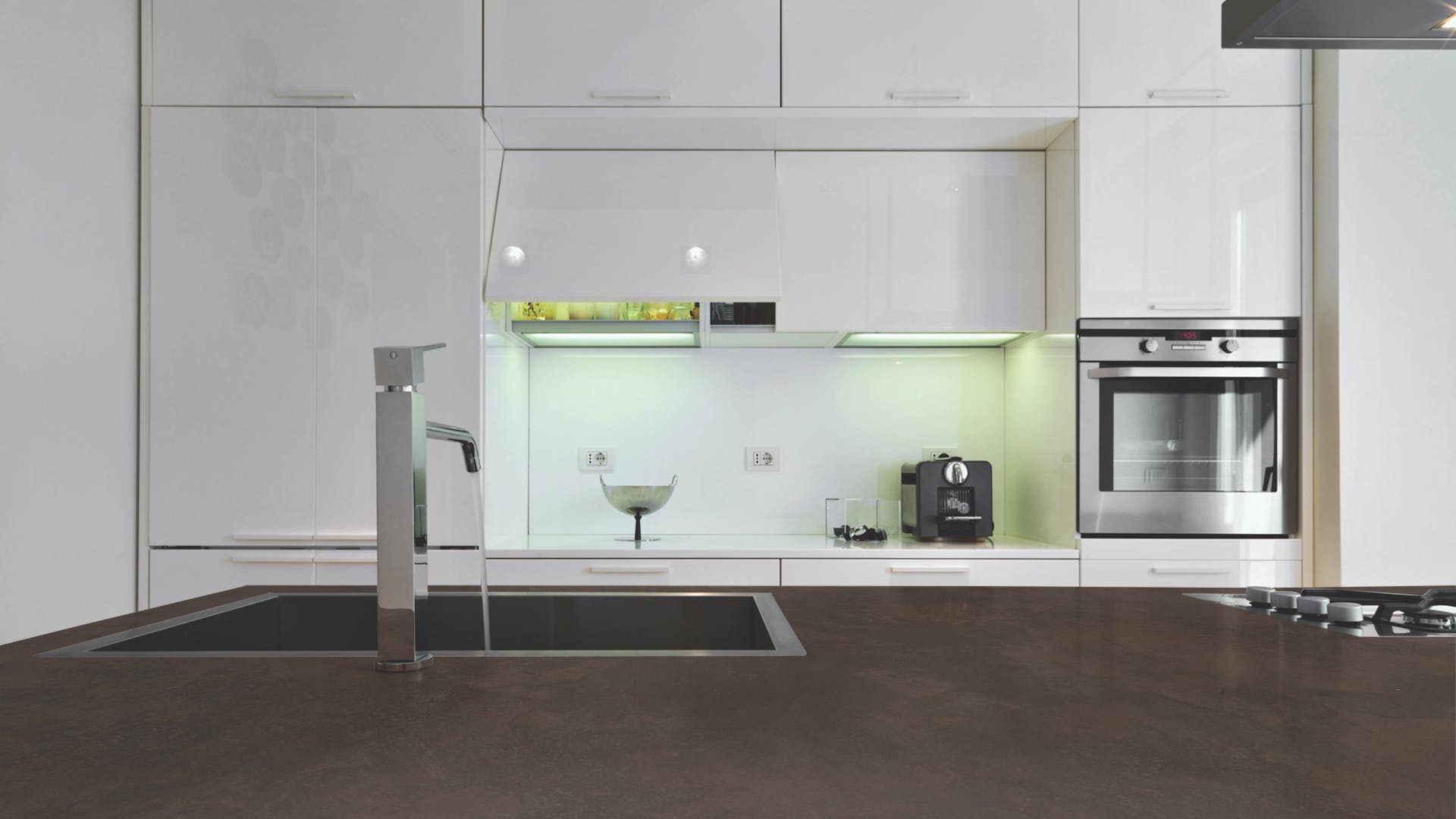Keranium Dekton scene 4
