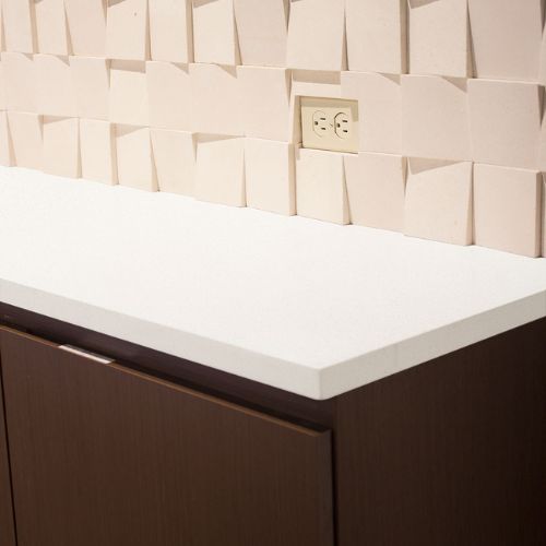 Cascade White Quartz scene 1