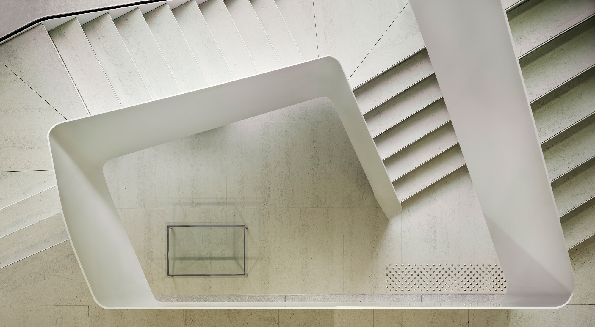 Danae Dekton scene 4