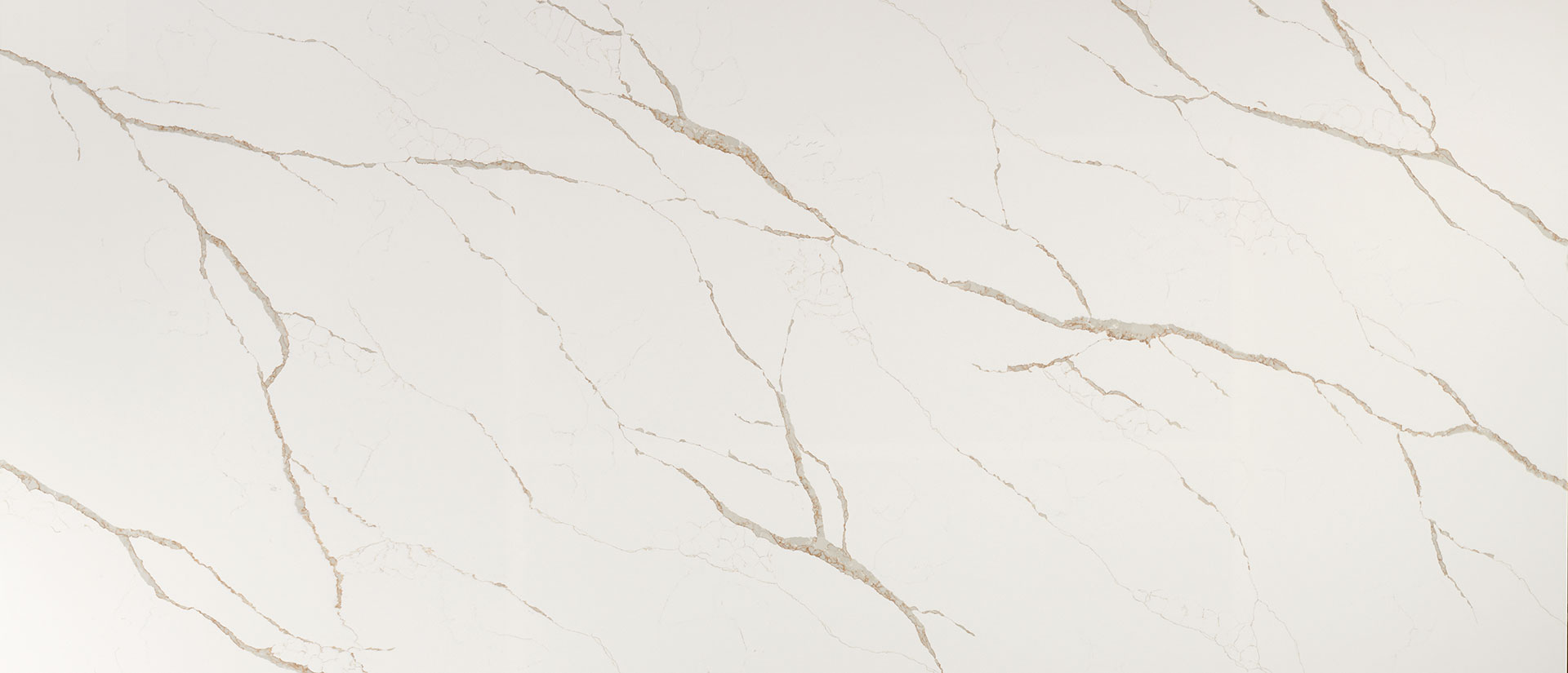 Calacatta Laza Oro Quartz scene 2