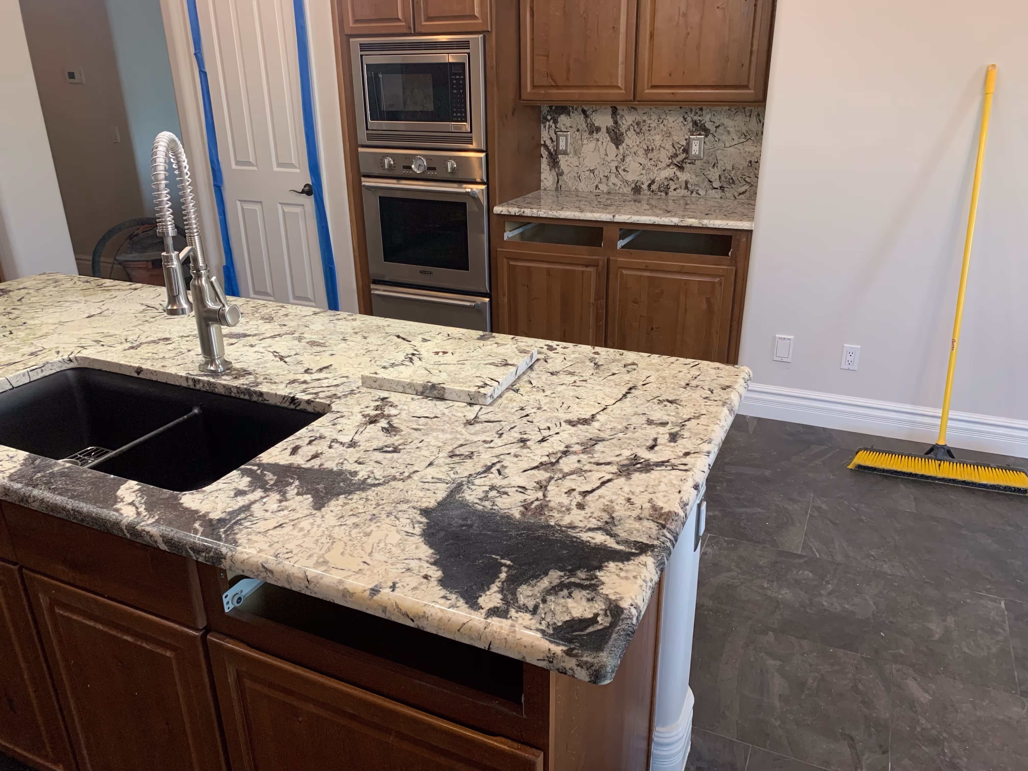 65Ccee0C795335Fc07B4F1Dc Surprise Granite Project Image 4 countertop sample