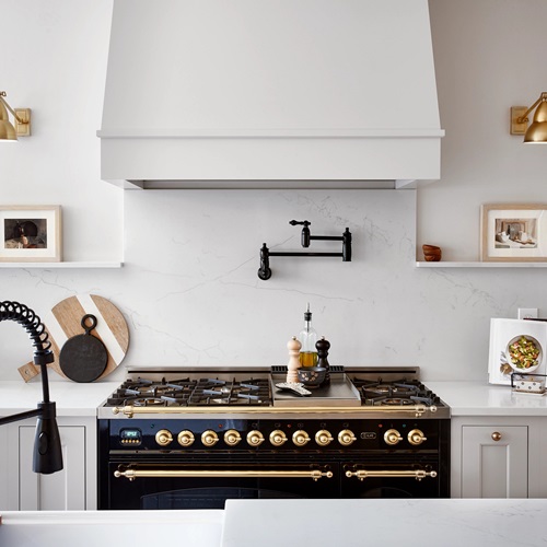 Bianco Pearl Quartz scene 1