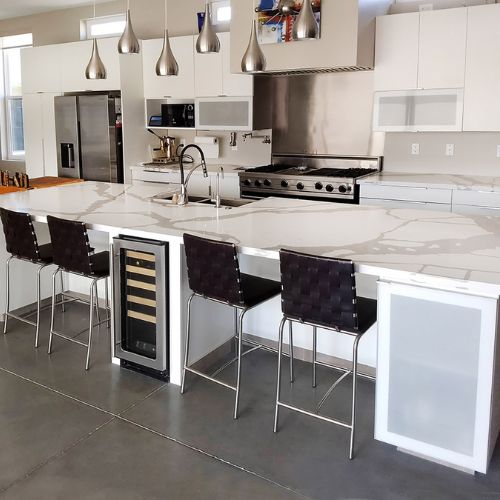 Calacatta Vento Quartz scene 1